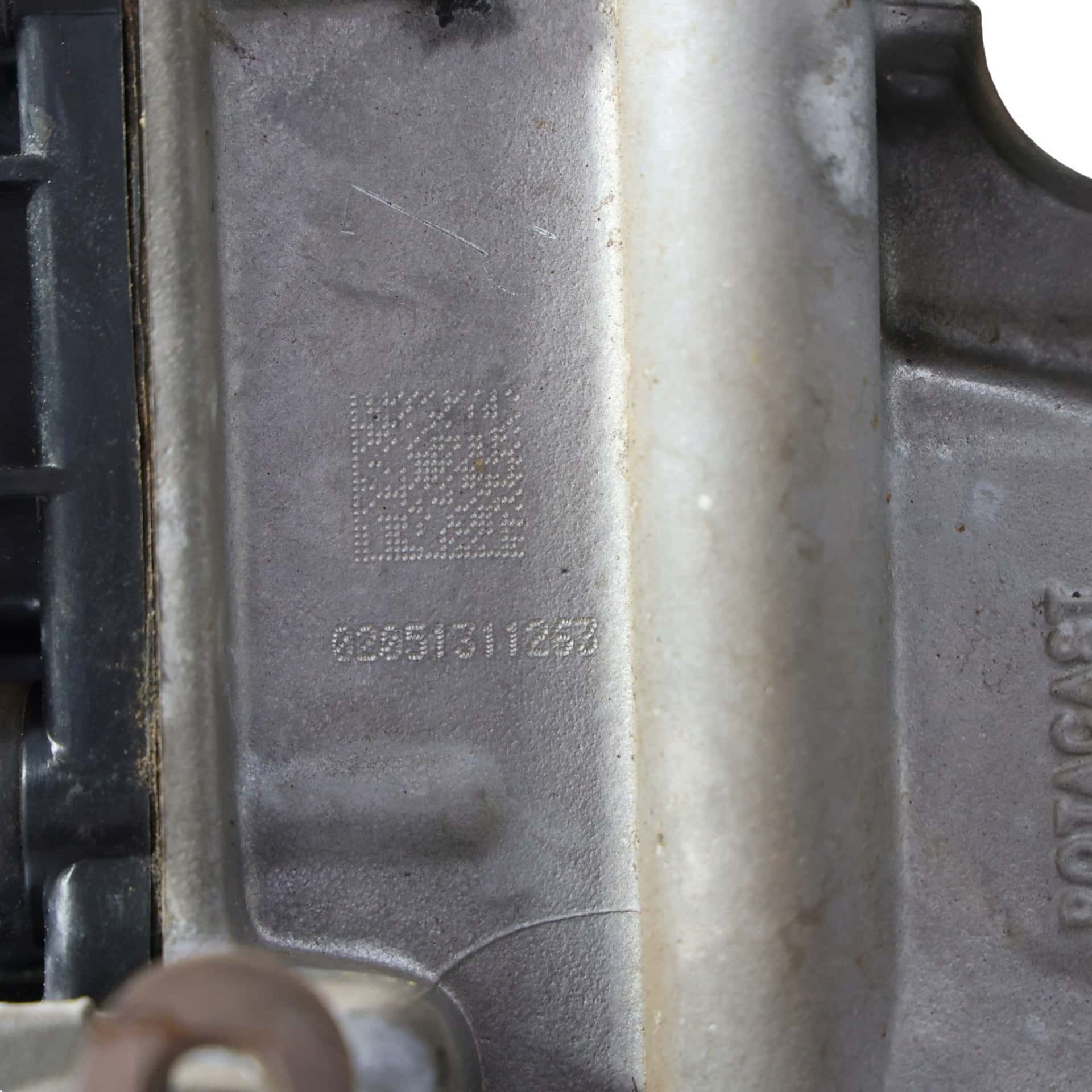 Moteur 306DT vue 7