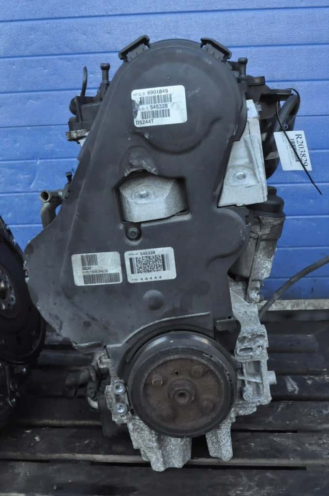 Moteur D 5244 T8 vue 2