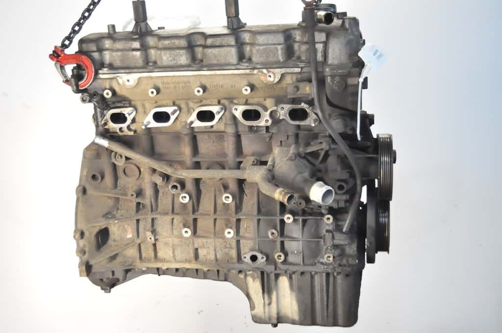 Moteur D27DT vue 3