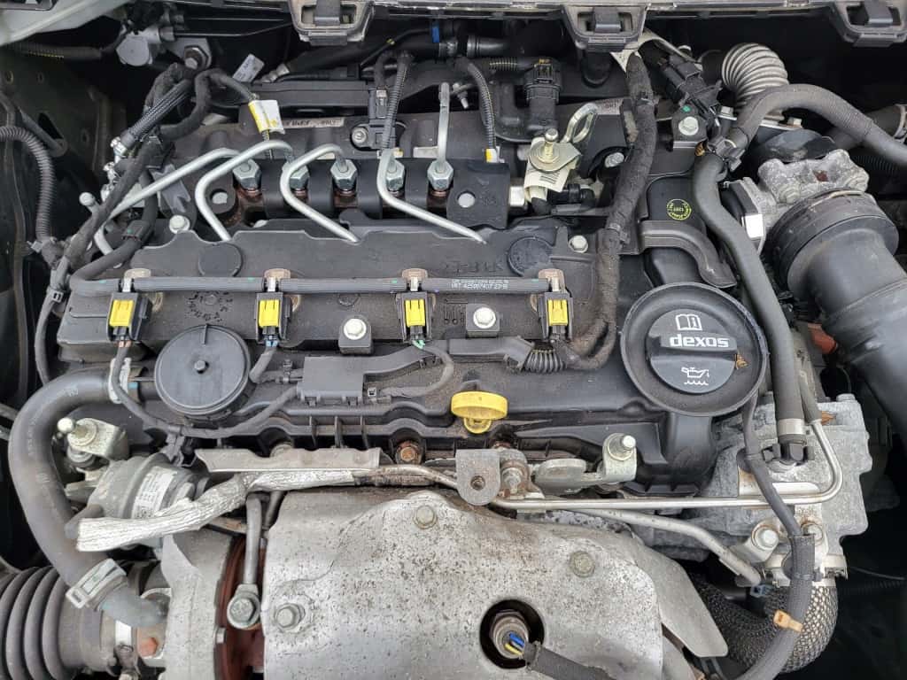 Moteur B 16 DTE vue 2