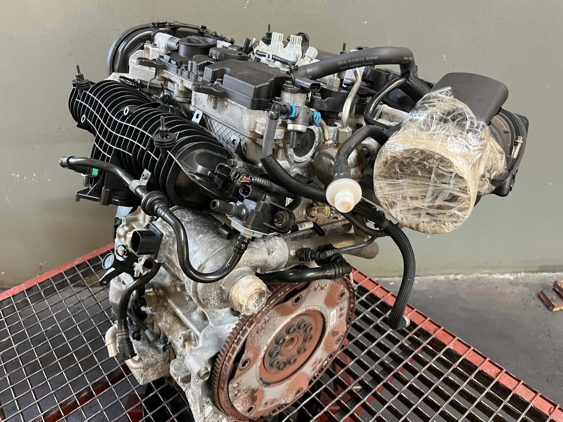Moteur B 4204 T27 vue 5