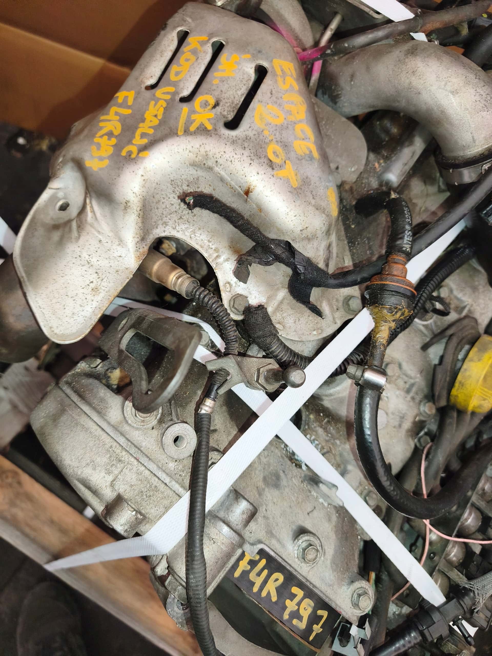 Moteur F4R 797 vue 3