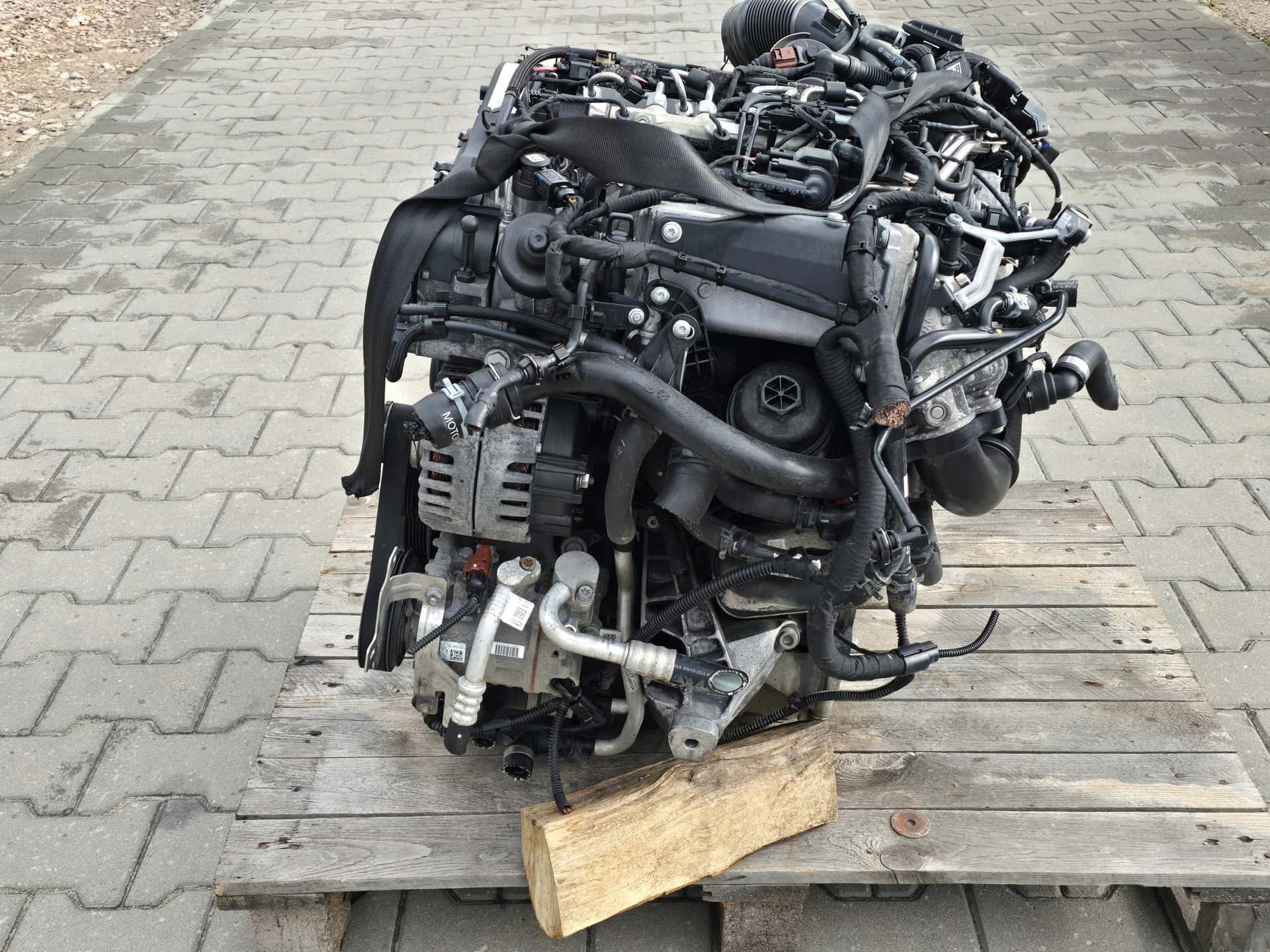 Moteur CNHA vue 3