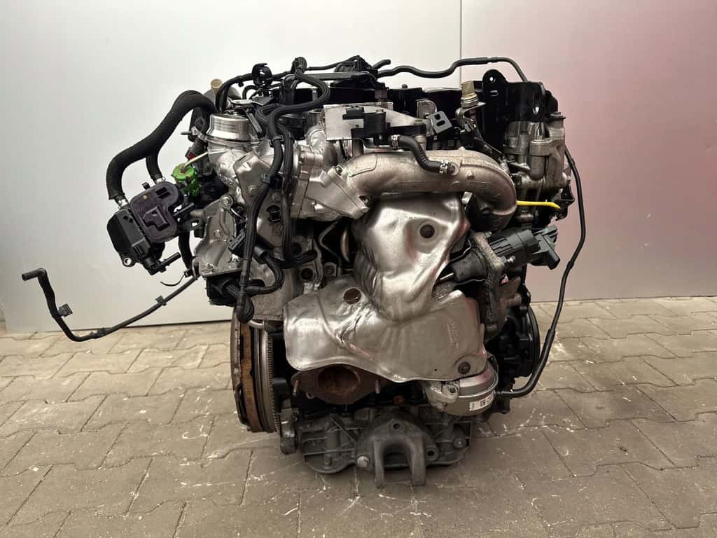 Moteur M9T 710 vue 2