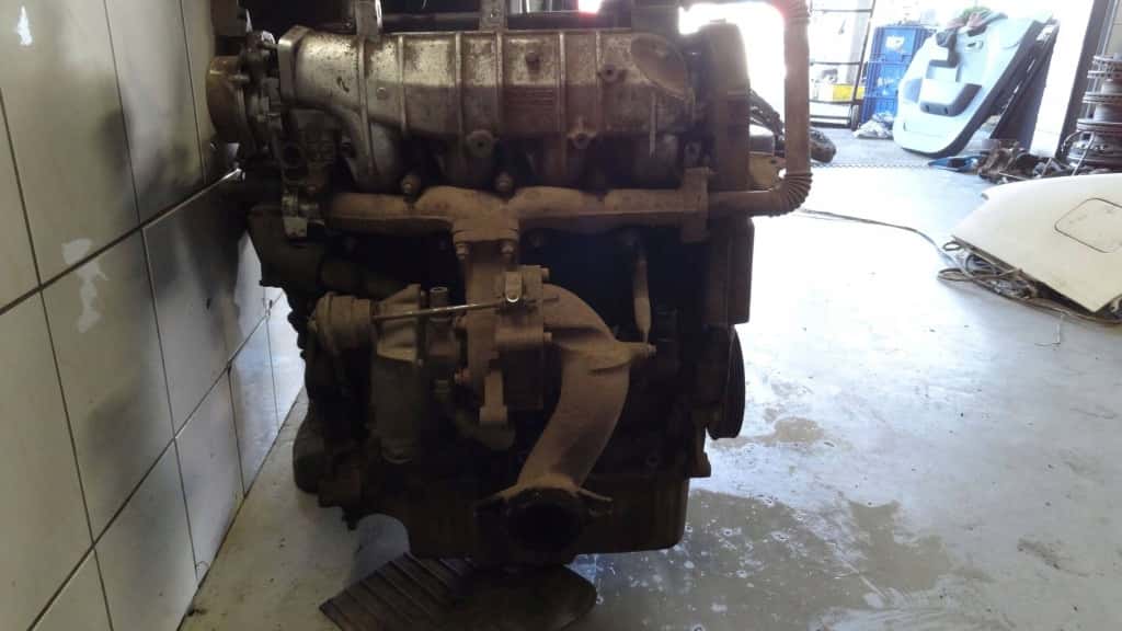 Moteur RHV (DW10TD) vue 6