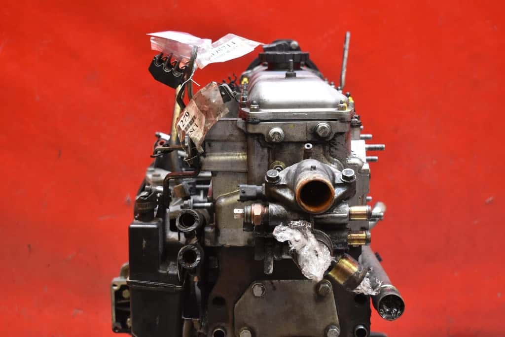 Moteur 8140.43S (F28DTCR) vue 7