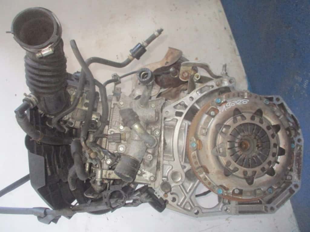 Moteur HR16DE vue 2