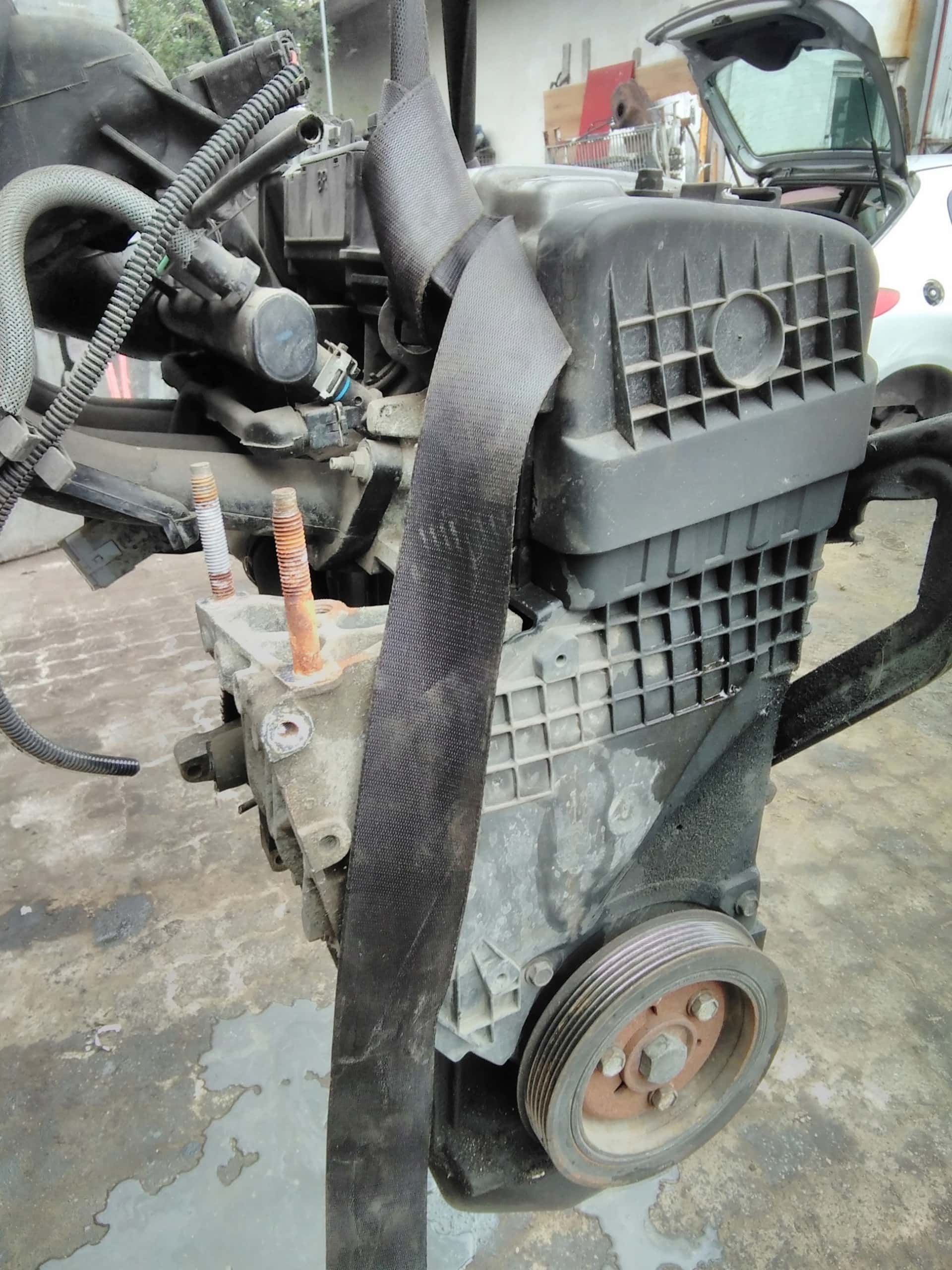 Moteur KFW (TU3JP) vue 3