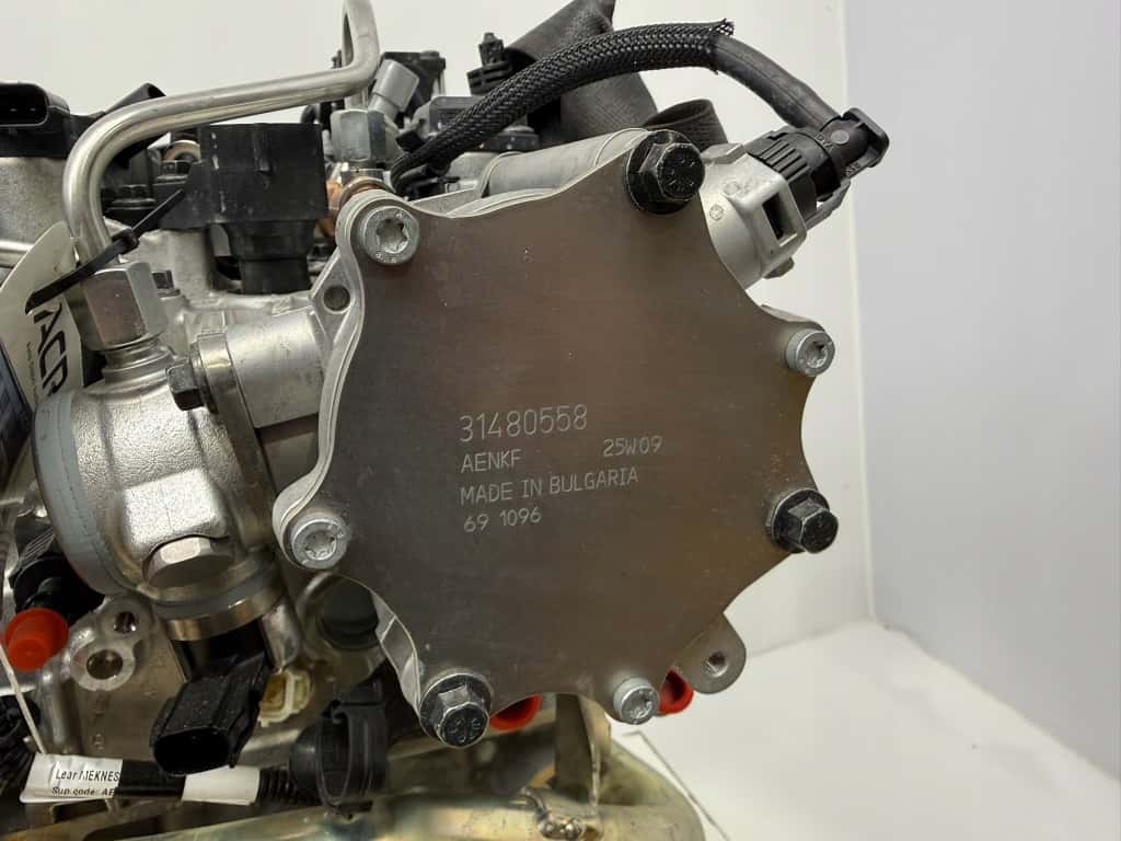 Moteur B 4204 T52 vue 6