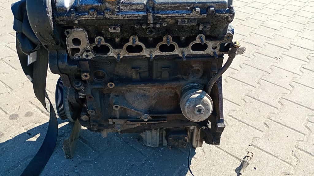 Moteur X 18 XE1 vue 5