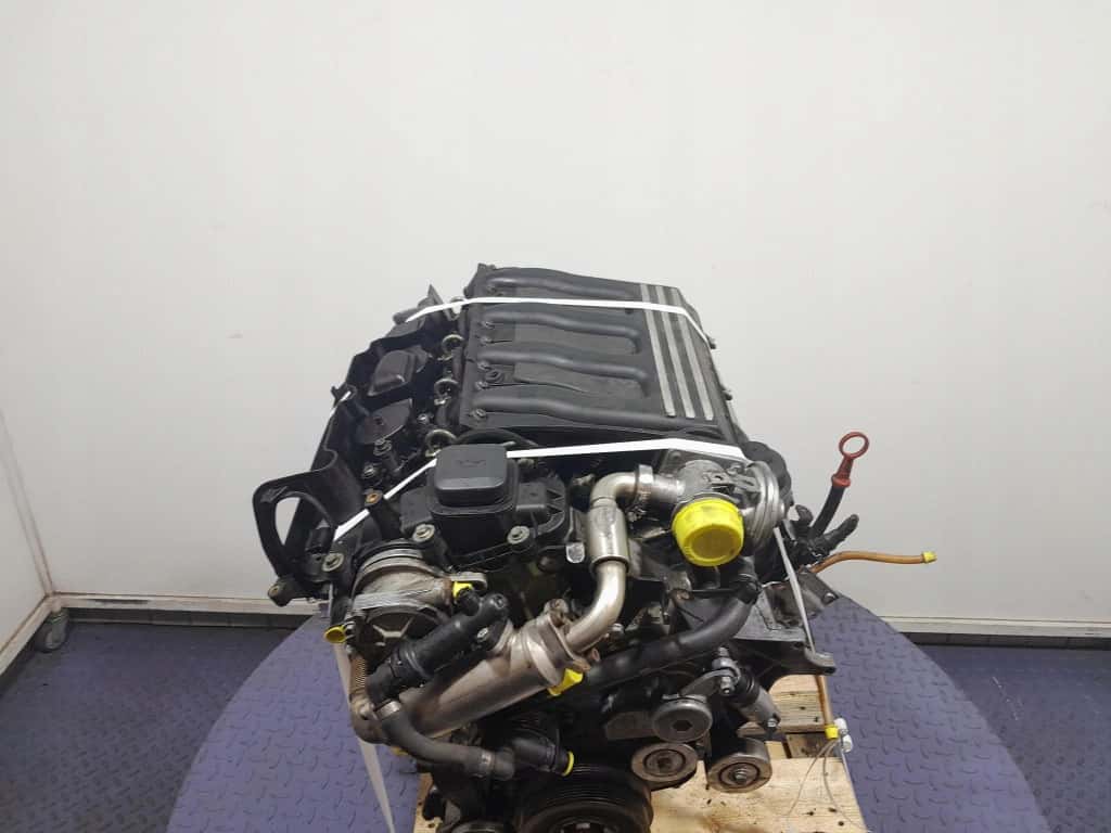 Moteur M47 D20 (204D4) vue 3