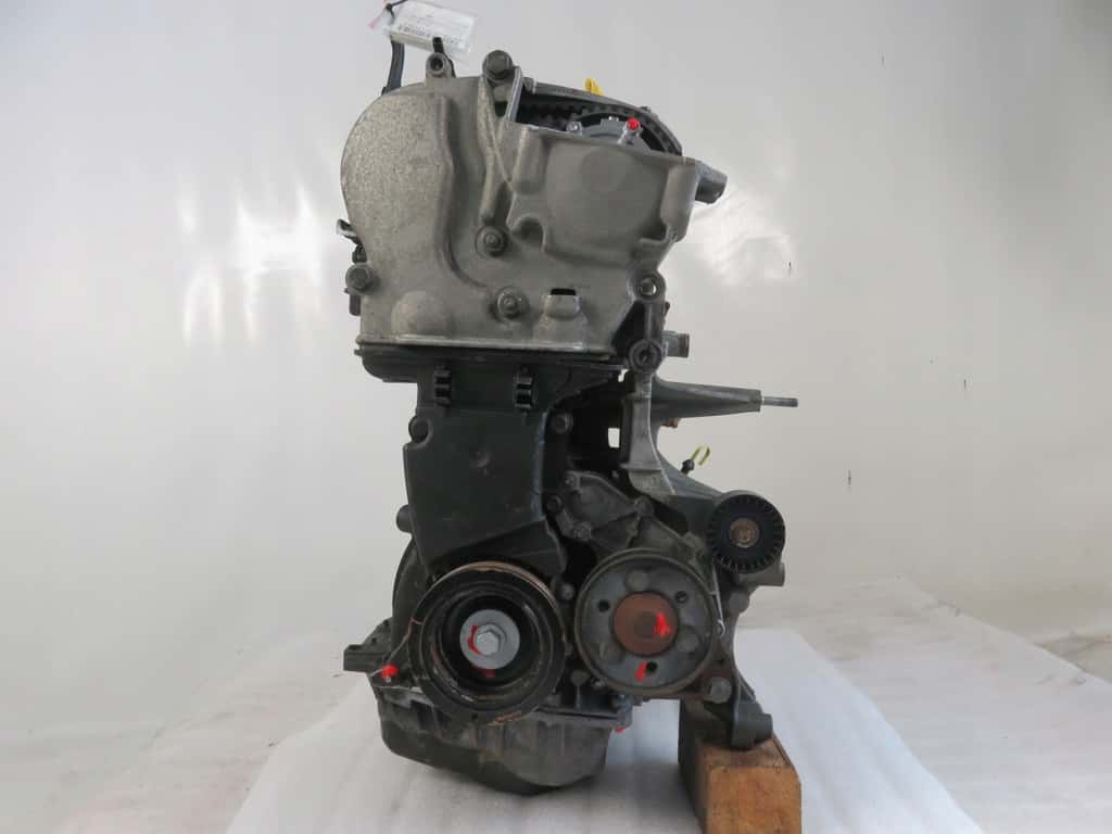 Moteur F4R 740 vue 3