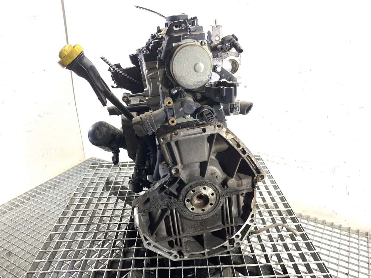 Moteur OM 607.951 (K9K) vue 2
