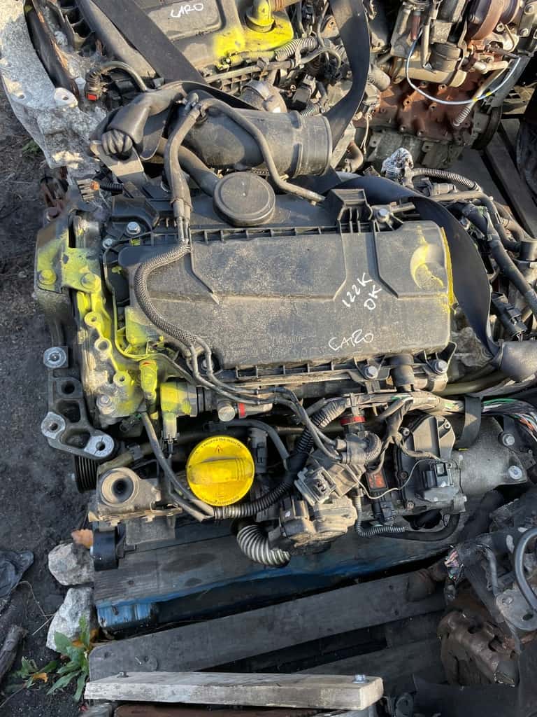Moteur M9R 692 vue 2