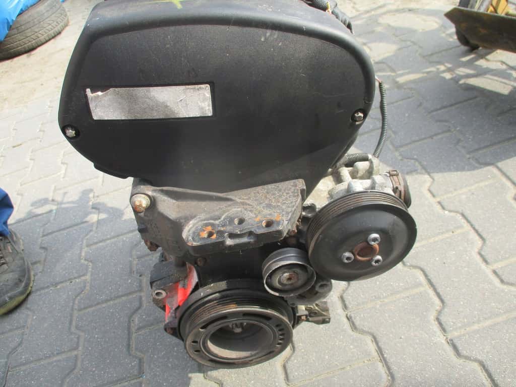 Moteur Z 16 XE vue 2