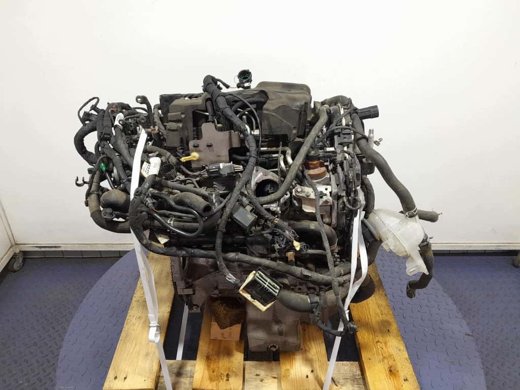 Moteur Y9DA vue 2