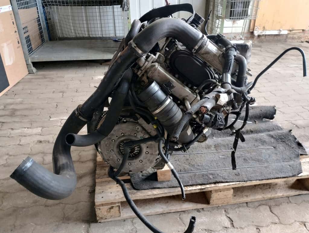 Moteur F1AE3481D vue 2