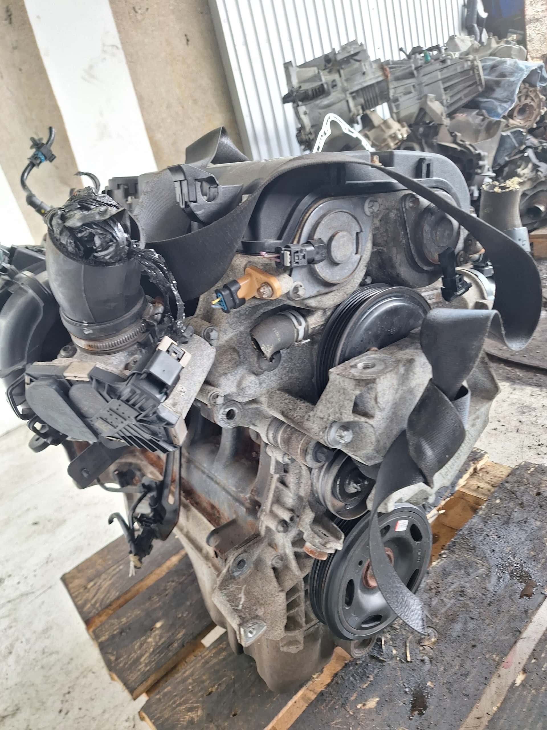 Moteur A 12 XER vue 7