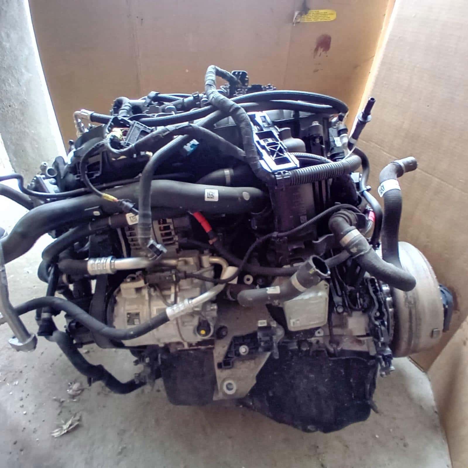 Moteur B46 B20 B vue 3