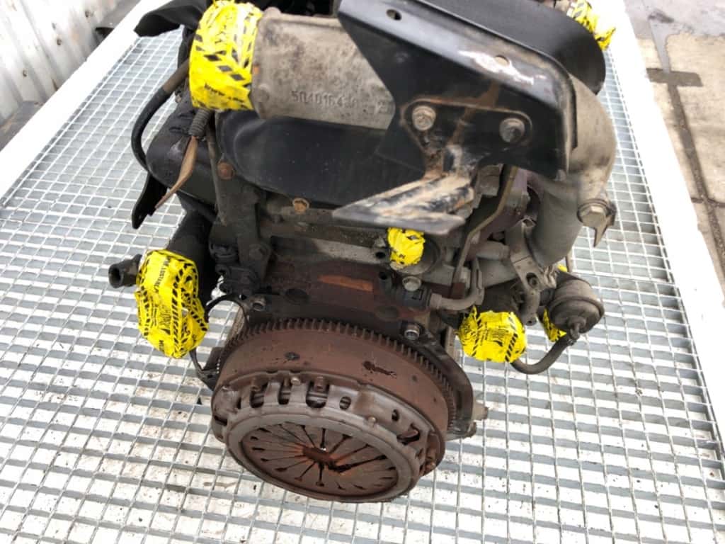 Moteur F1AE0481D vue 4