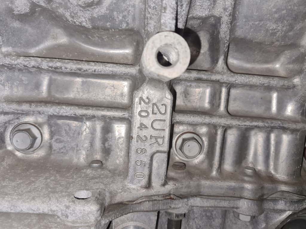 Moteur 2UR-FSE vue 4