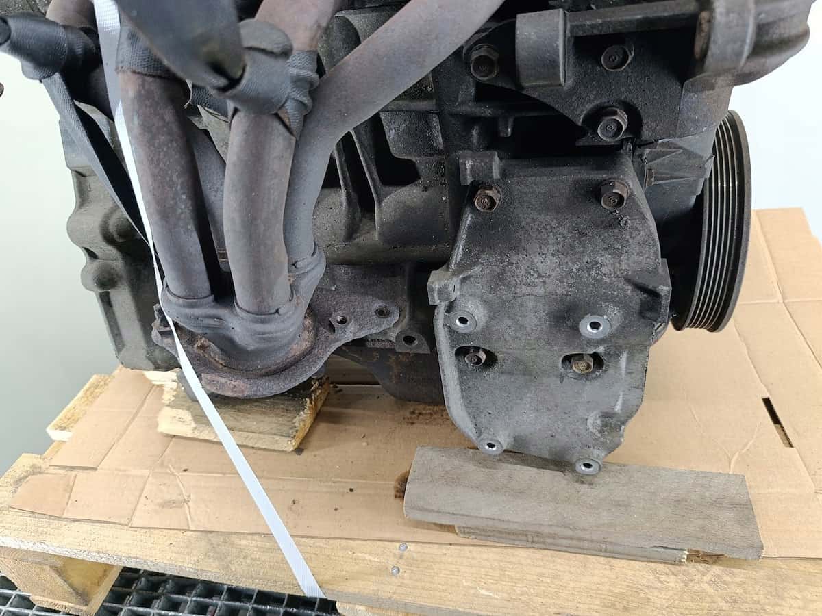 Moteur D14Z6 vue 9