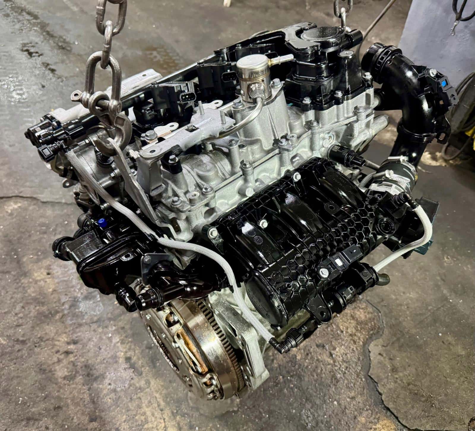 Moteur HNK (EB2ADTD) vue 3