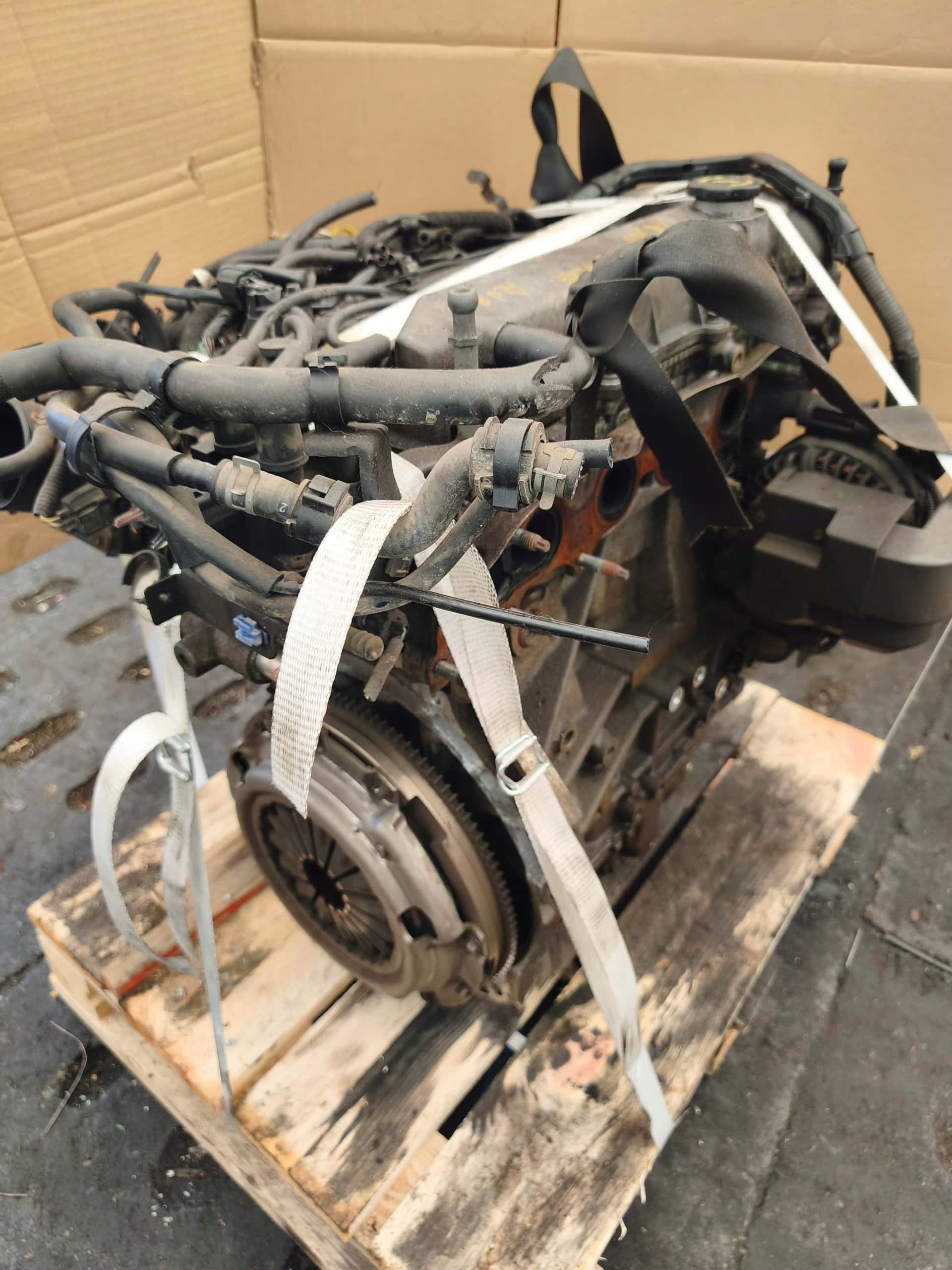 Moteur L8-VE vue 9