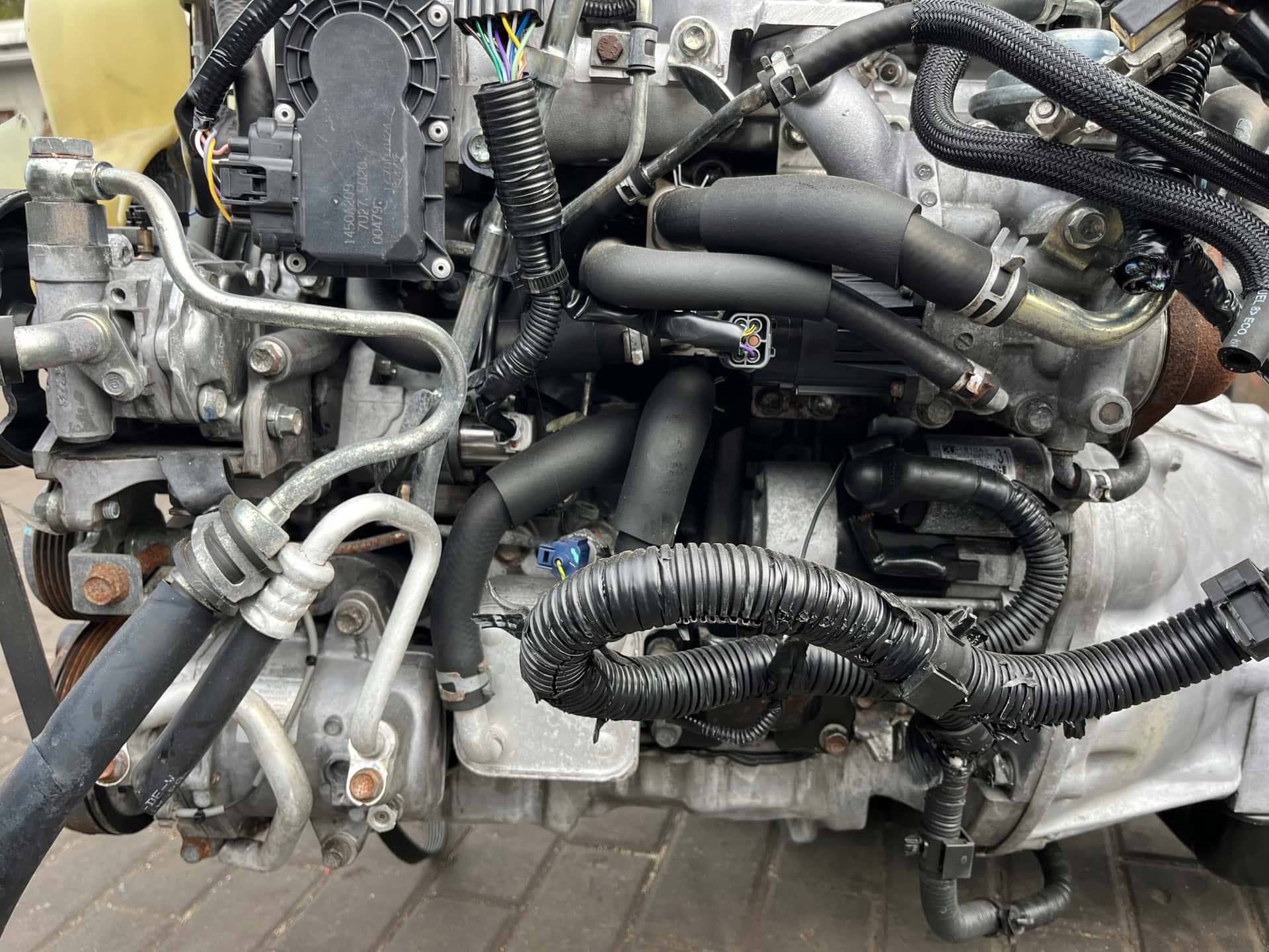 Moteur 4N15 vue 5