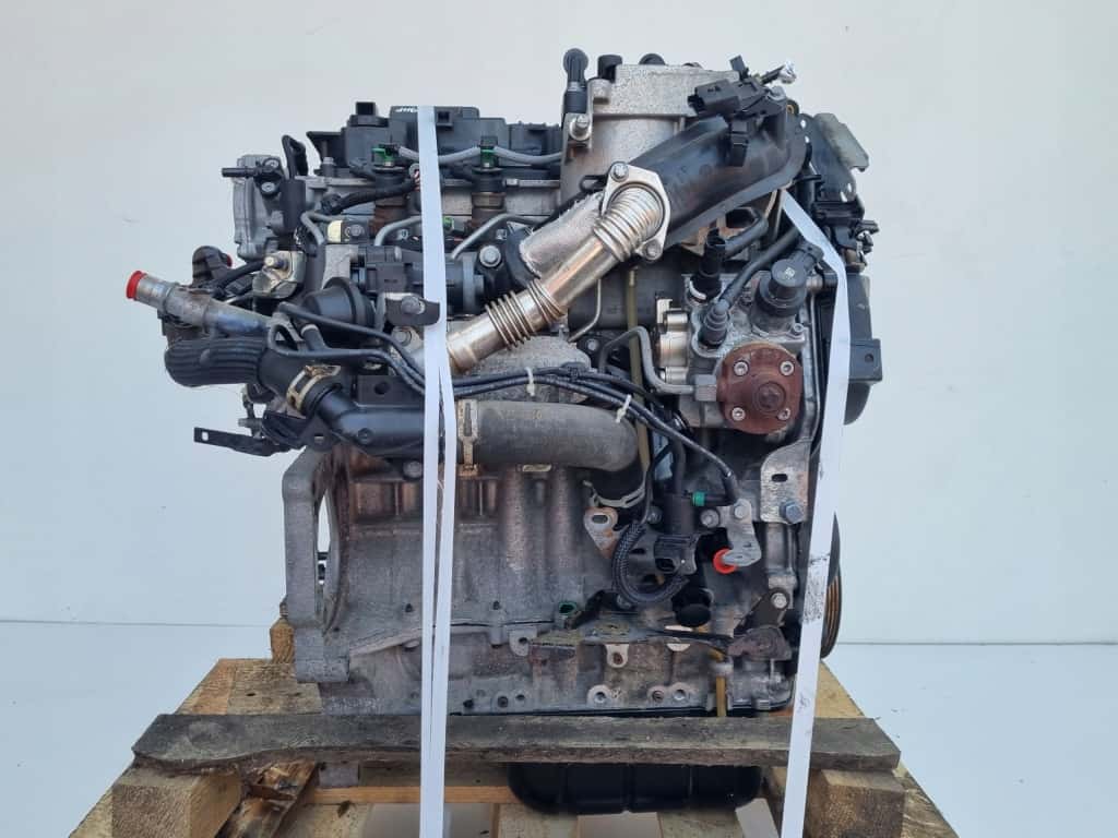 Moteur 9HP (DV6DTED) vue 3