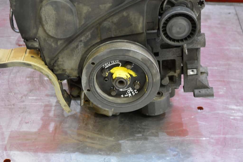 Moteur B 5204 T vue 15