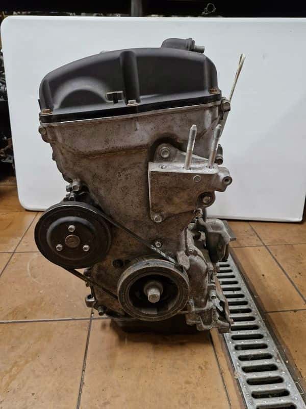Moteur 4B11 vue 3