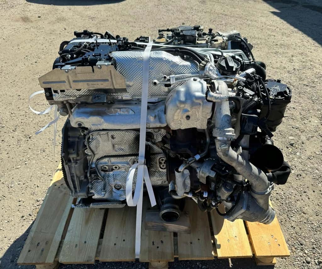 Moteur B57 D30 B vue 3
