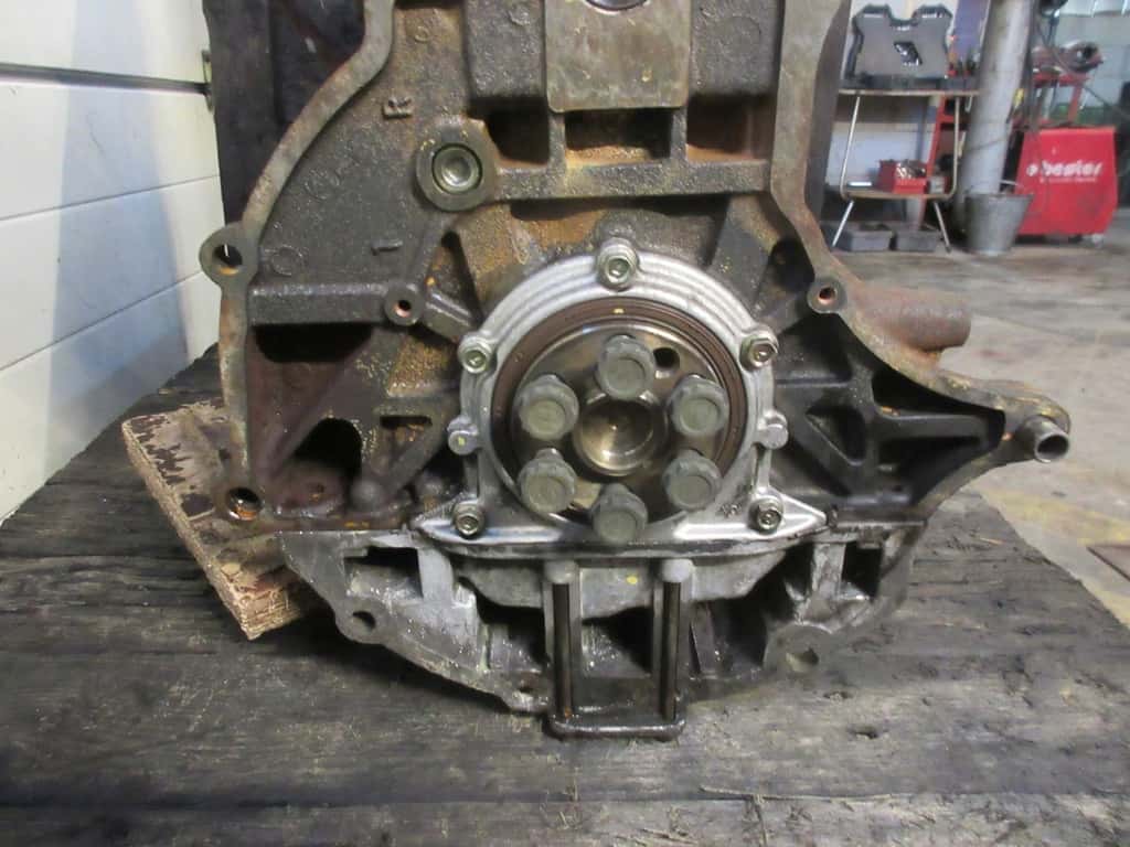 Moteur G4GC vue 5