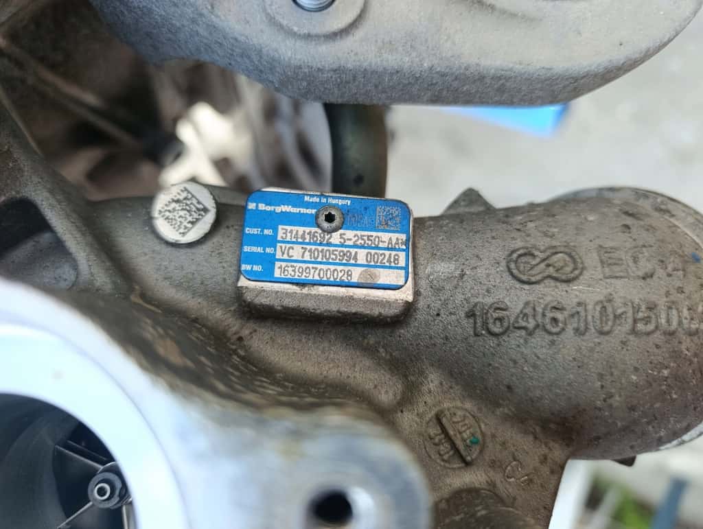 Moteur B 4204 T47 vue 5