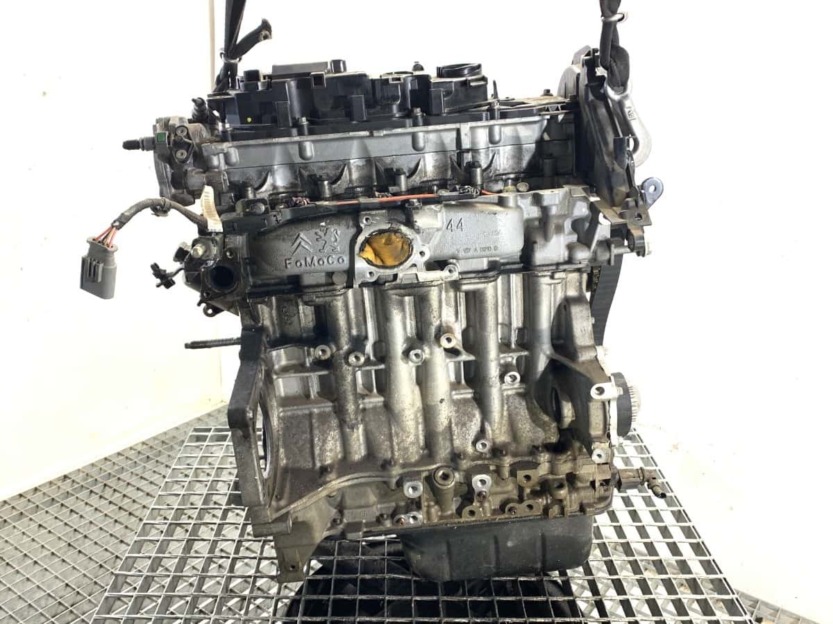 Moteur 9HP (DV6DTED) vue 2