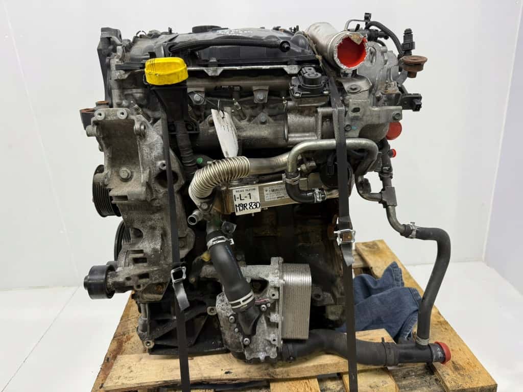 Moteur M9R 830 vue 3