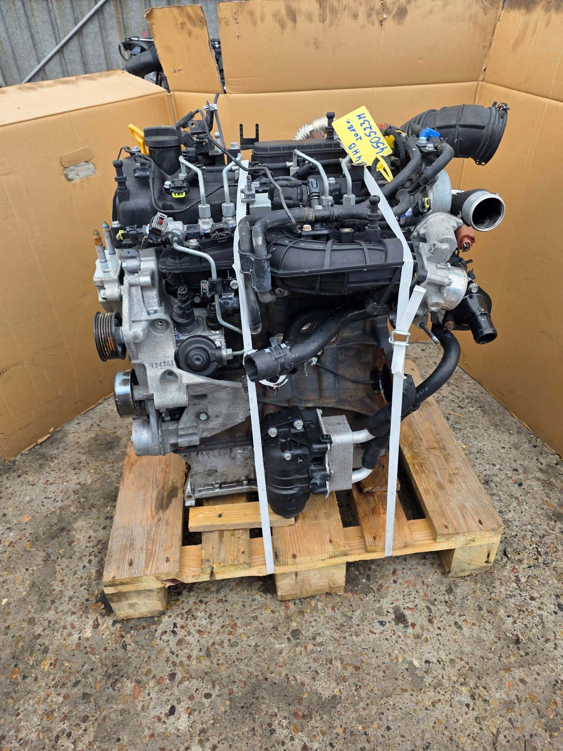 Moteur D4HB vue 3