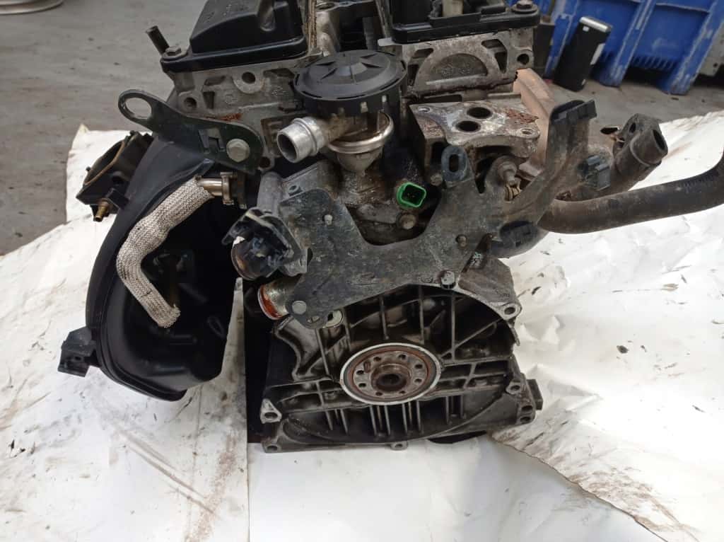 Moteur RLZ (EW10D) vue 2