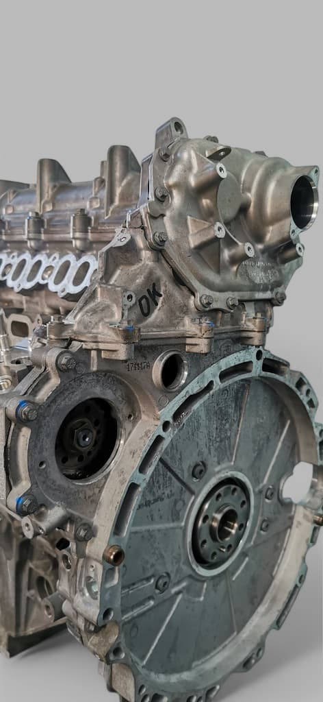 Moteur 204DTY(AJ21D4) — vue 3