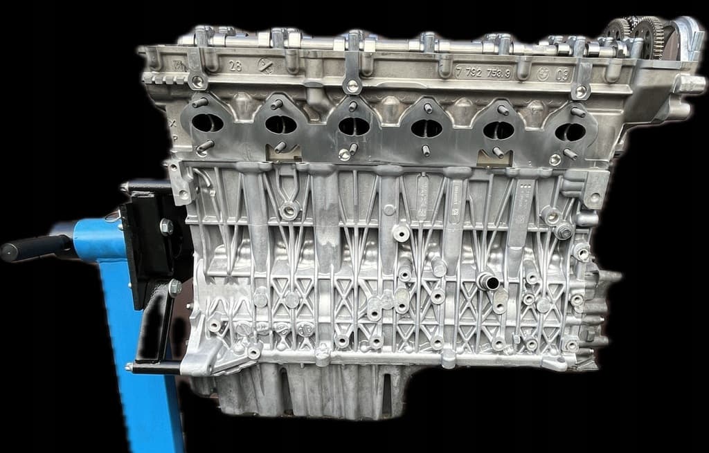 Moteur 306D3 — vue 2