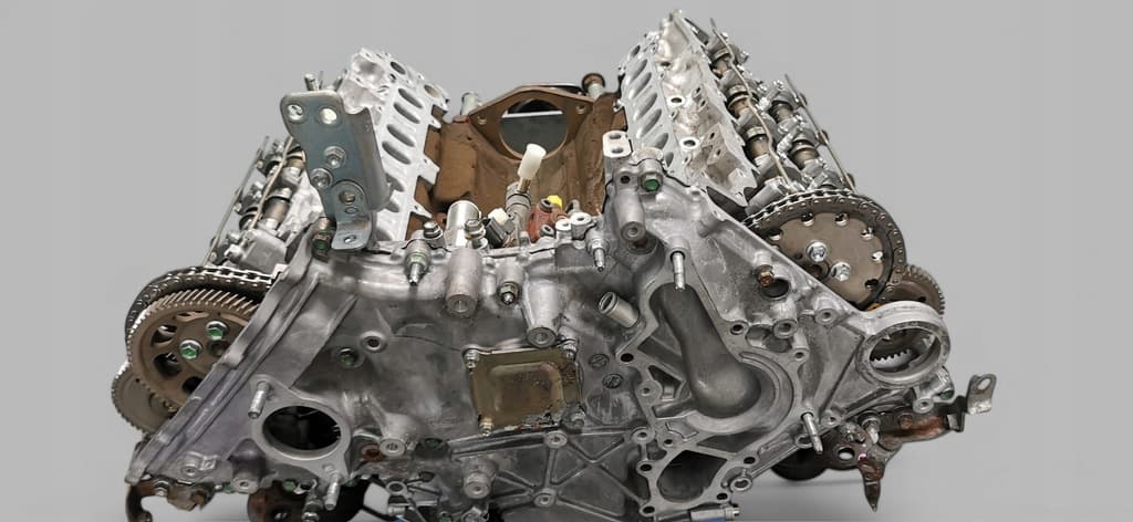 Moteur 1VD-FTV — vue 3