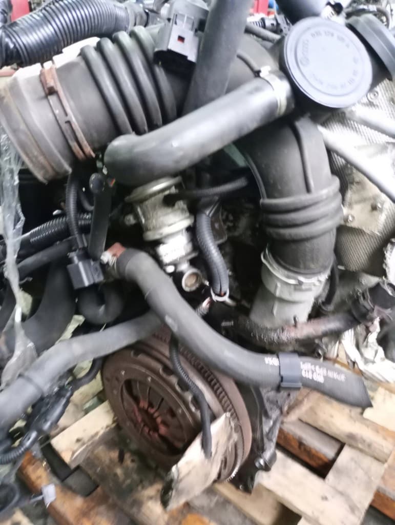 Moteur AQX — vue 5
