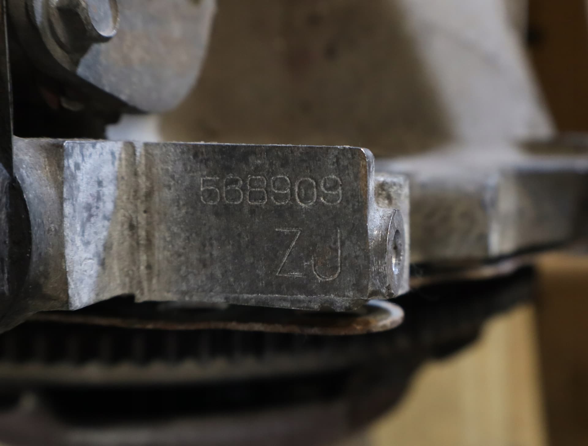 Moteur ZJ46 — vue 4