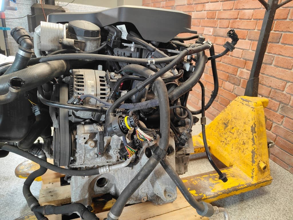 Moteur N20 B20 A — vue 4