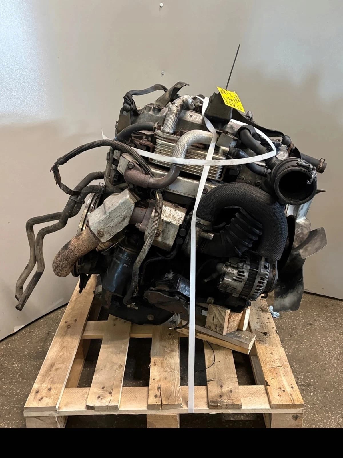 Moteur 4M41 — vue 5