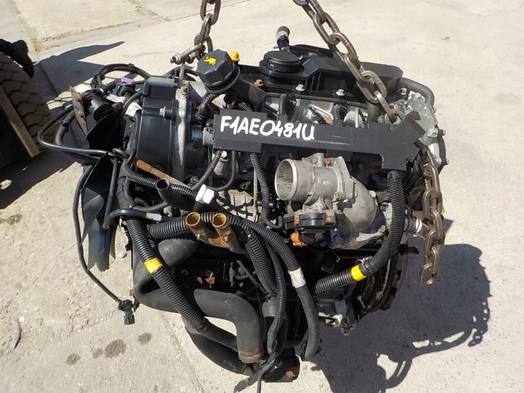 Moteur F1AE0481U — vue 3