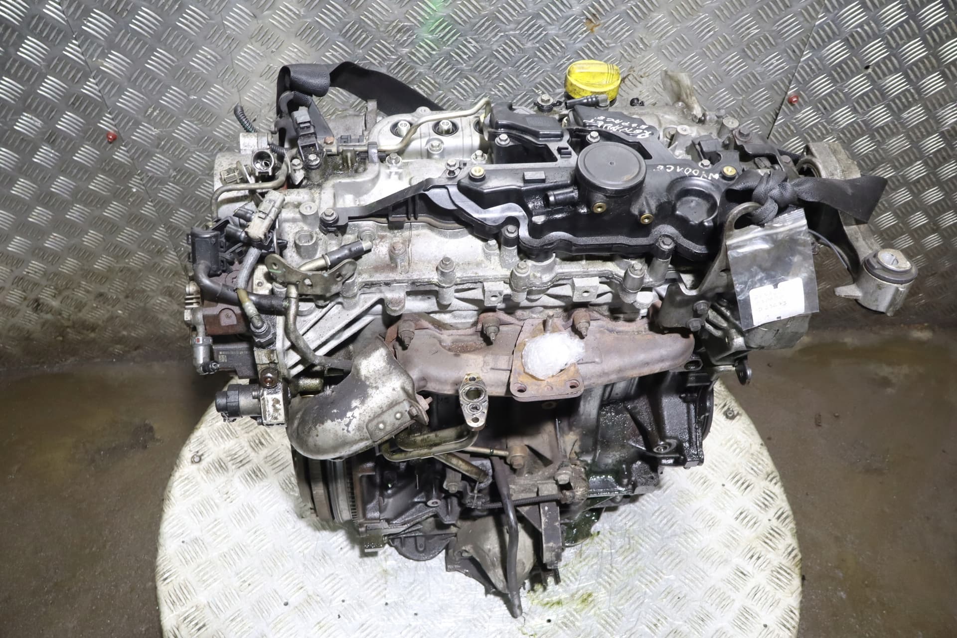 Moteur G9T 743 — vue 4
