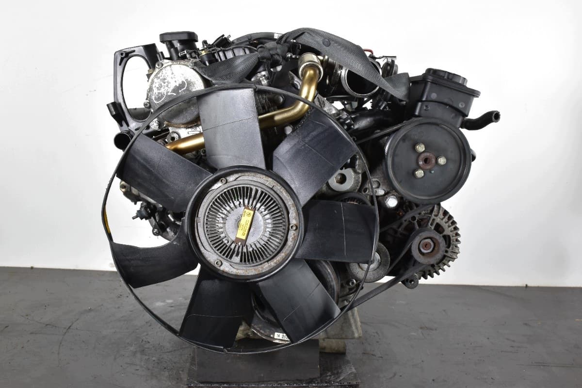 Moteur 306D2 — vue 4
