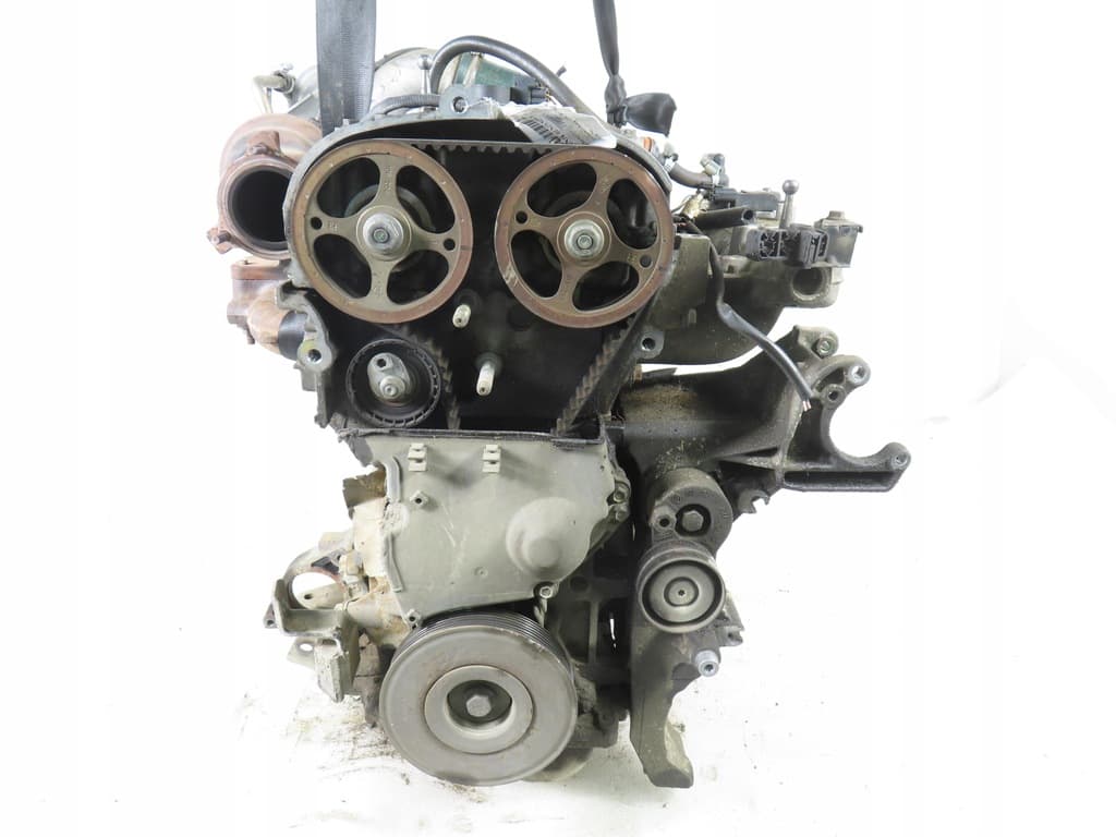 Moteur F4R 796 — vue 4